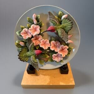 1998 Symour Mann Inc Connoisseur Collection CLT-460 Hummingbird Plate 4978/25000